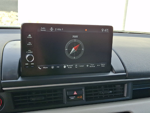Used 2025 Honda Pilot EX-L image 18