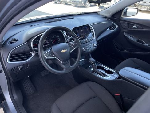 Used 2024 Chevrolet Malibu LT FWD image 12