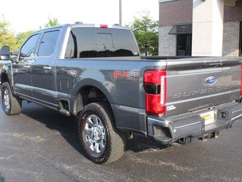Used 2023 Ford F250 Lariat w/ Lariat Ultimate Package AWD/4WD image 9