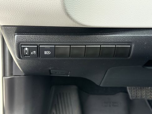 Used 2026 Toyota Corolla LE FWD image 23