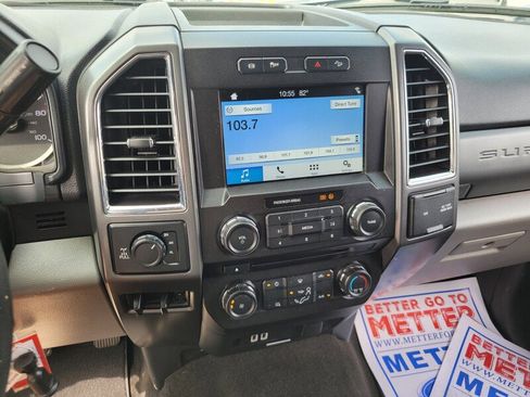 Used 2017 Ford F250 XLT w/ XLT Value Package image 20