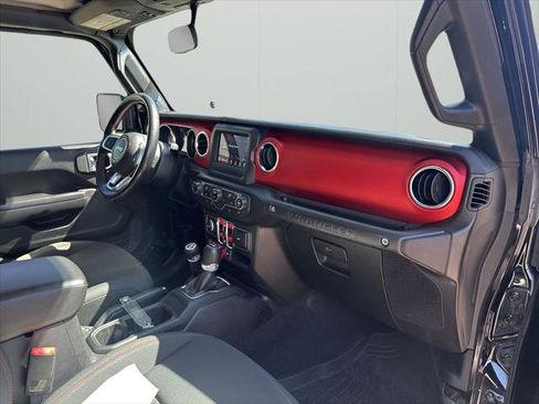 Certified 2020 Jeep Wrangler Unlimited Rubicon AWD/4WD image 13
