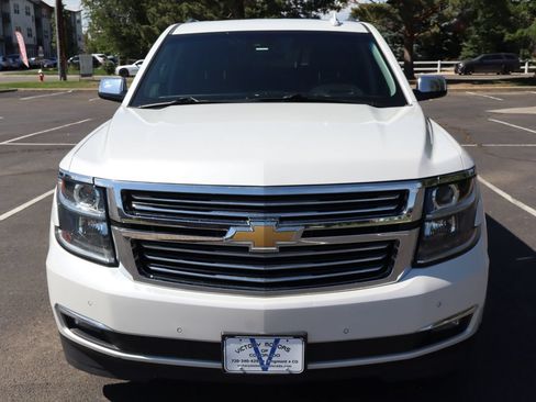 Used 2018 Chevrolet Suburban Premier AWD/4WD image 12