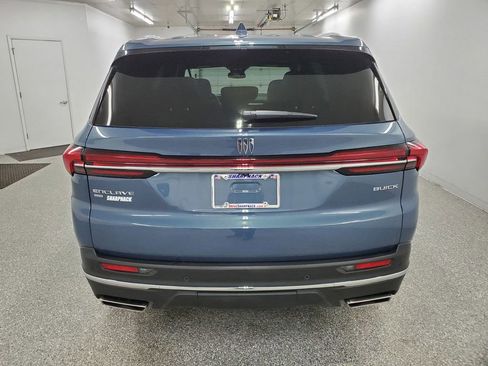 Used 2025 Buick Enclave Preferred image 5