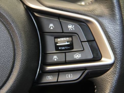 Used 2023 Subaru Forester Premium AWD/4WD image 24