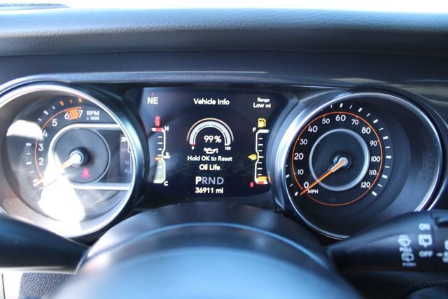 Used 2022 Jeep Wrangler Unlimited Sport AWD/4WD image 17