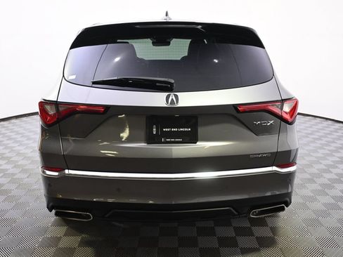 Used 2023 Acura MDX SH-AWD w/ Technology Package image 5