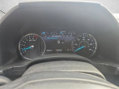 Used 2020 Ford Expedition XLT w/ Equipment Group 202A image 16