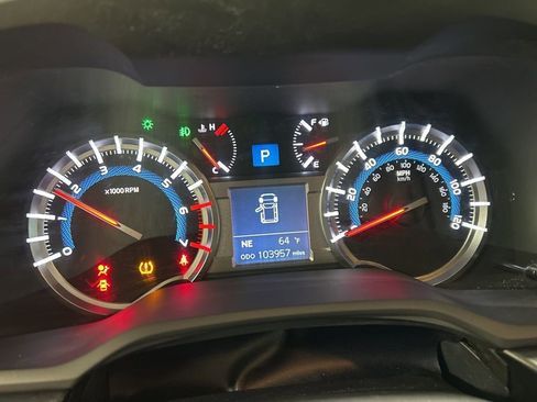 Used 2018 Toyota 4Runner Limited image 13