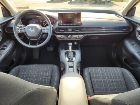 Certified 2024 Honda HR-V LX image 8