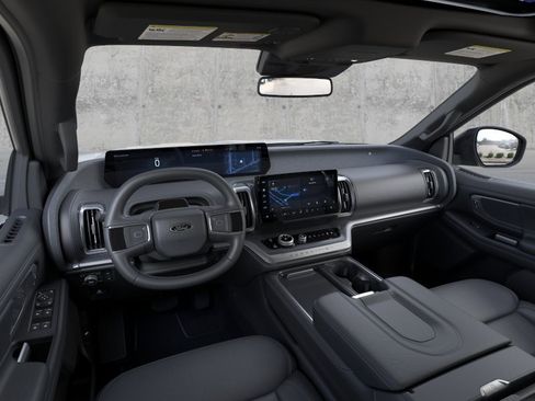 New 2026 Ford Expedition Platinum image 11