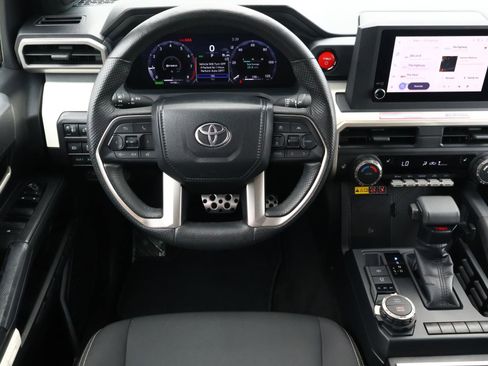 Used 2024 Toyota Tacoma TRD Sport w/ TRD Sport Upgrade Package image 9