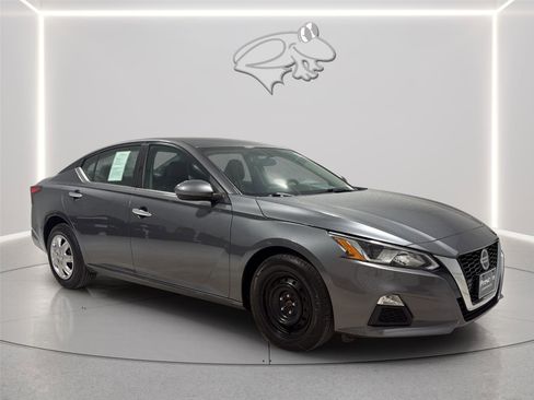 Used 2020 Nissan Altima 2.5 S AWD/4WD image 7