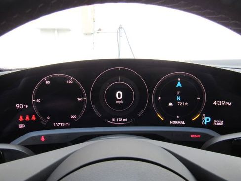 Used 2023 Porsche Taycan Premium Package w/ Premium Package image 40