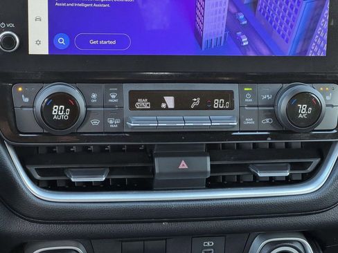 Certified 2025 Toyota Grand Highlander AWD image 5