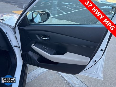 Used 2023 Honda Accord LX image 8