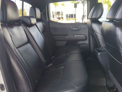 Used 2023 Toyota Tacoma TRD Pro AWD/4WD image 32