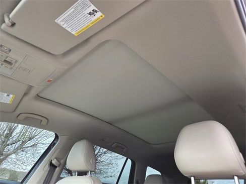 Used 2023 Volkswagen Atlas SEL image 10