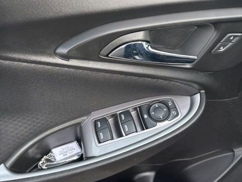 Used 2024 Chevrolet Malibu LT image 13