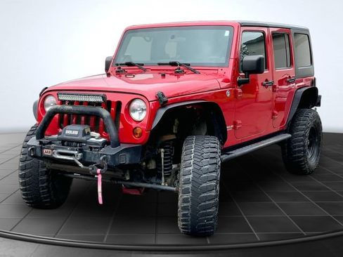 Used 2012 Jeep Wrangler Unlimited Rubicon w/ Dual Top Group AWD/4WD image 4