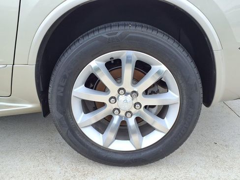 Used 2013 Buick Enclave Premium FWD image 8
