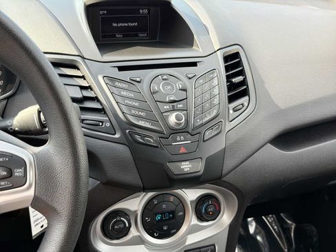 Used 2019 Ford Fiesta SE w/ Cold Weather Package FWD image 22