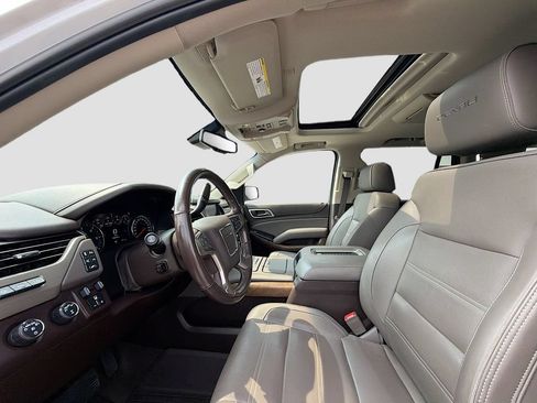Used 2018 GMC Yukon Denali w/ Denali Ultimate Package AWD/4WD image 22