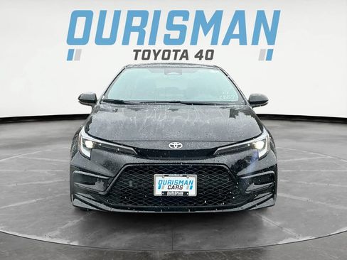 Certified 2026 Toyota Corolla SE FWD image 2