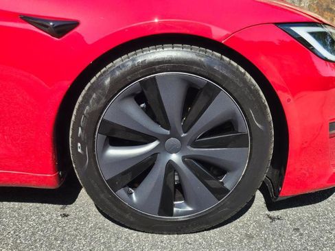Used 2022 Tesla Model S AWD/4WD image 16