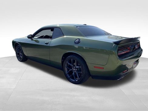Used 2020 Dodge Challenger SXT w/ Blacktop Package image 4