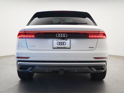 Used 2023 Audi Q8 Premium Plus w/ Premium Plus Package AWD/4WD image 4