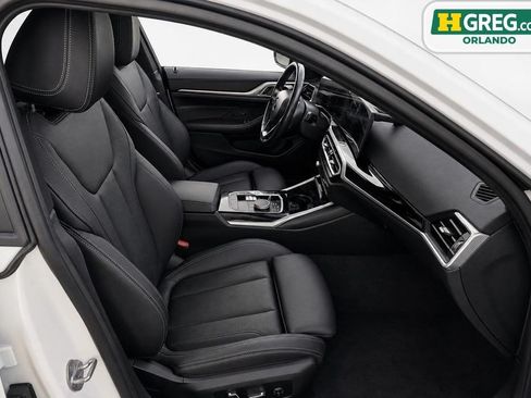 Used 2024 BMW i4 eDrive40 RWD image 11