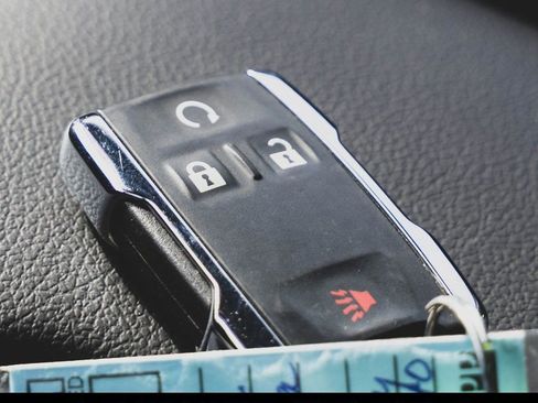 Used 2016 GMC Sierra 1500 SLT w/ All-Terrain Package image 9