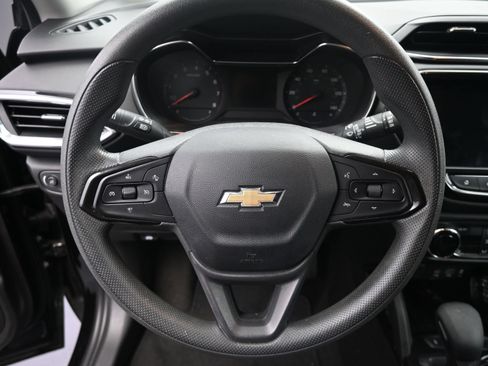 Used 2023 Chevrolet TrailBlazer LT w/ Convenience Package AWD/4WD image 11