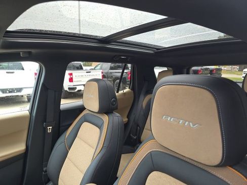 New 2026 Chevrolet Equinox ACTIV w/ Convenience Package III image 17