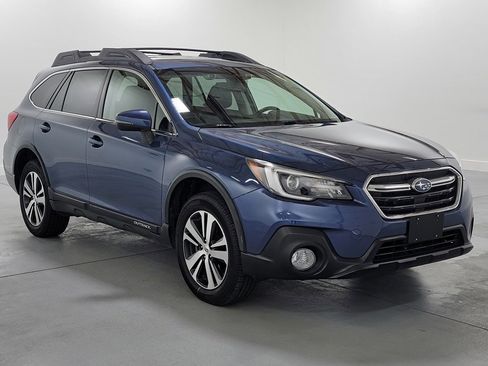 Used 2019 Subaru Outback 2.5i Limited image 2