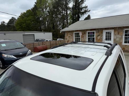 Used 2011 Honda Pilot Touring image 10