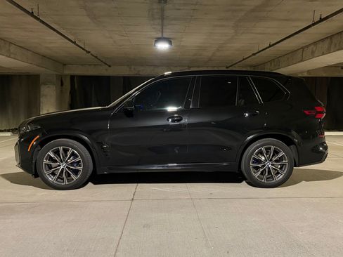 Used 2024 BMW X5 M60i AWD/4WD image 2