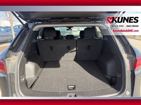 Used 2025 Chevrolet Blazer LT image 5