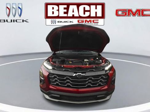 Used 2025 Chevrolet Equinox LT w/ Convenience Package II image 9
