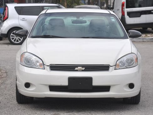 Used 2007 Chevrolet Monte Carlo LT FWD image 10