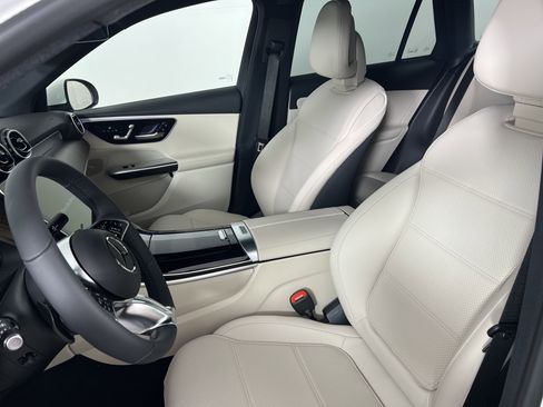 New 2026 Mercedes-Benz GLC 300 4MATIC image 18