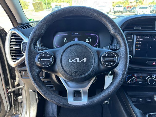 Used 2023 Kia Soul LX w/ Option Group 015 FWD image 26