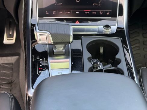 Used 2023 Audi SQ8 Premium Plus w/ Executive Package AWD/4WD image 21