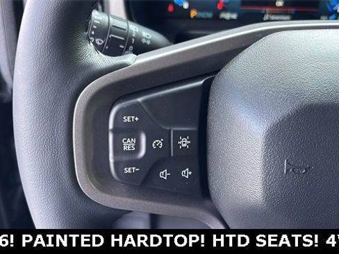 New 2025 Ford Bronco Badlands image 10