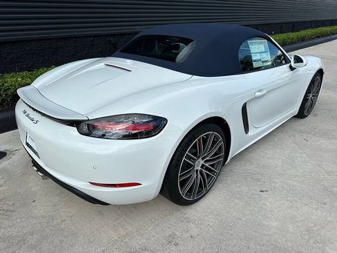 Used 2025 Porsche 718 Boxster S image 9