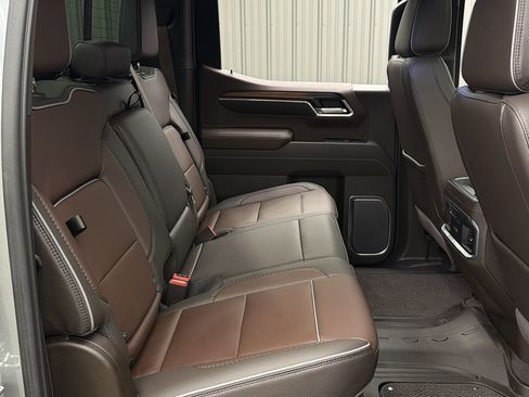 Used 2025 GMC Sierra 1500 Denali w/ Denali Reserve Package image 42