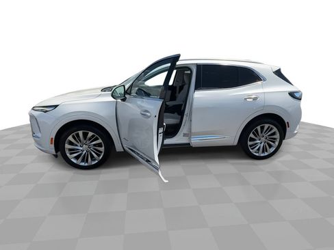 Certified 2025 Buick Envision Avenir AWD/4WD image 5