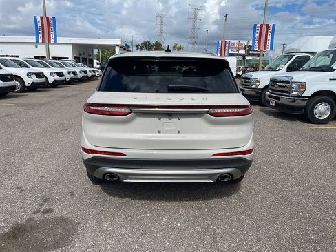 Used 2022 Lincoln Corsair Standard w/ Equipment Group 101A image 6