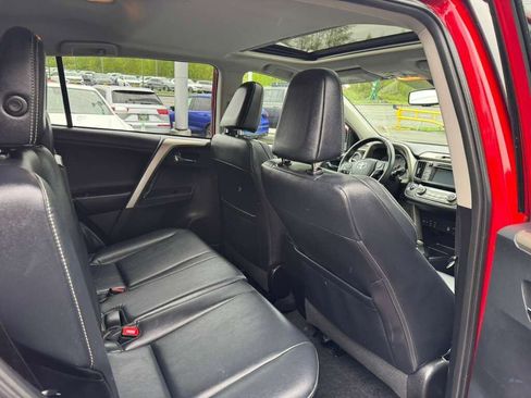 Used 2013 Toyota RAV4 Limited AWD/4WD image 17